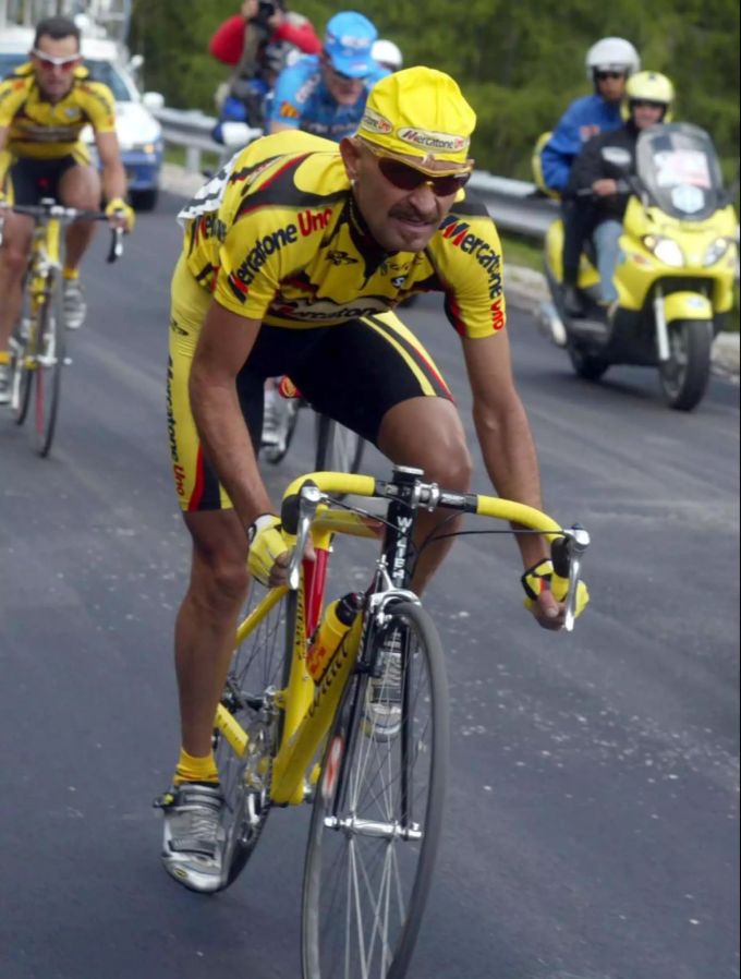 Marco Pantani ad der Giro d'Italia im Jahr 2002. Marco Pantani