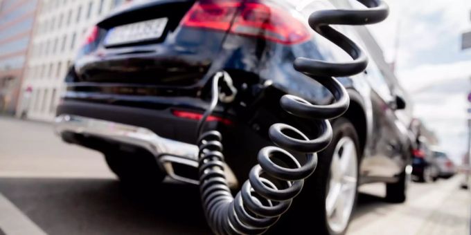 Das Interesse an E-Autos steigt. e-mobilität