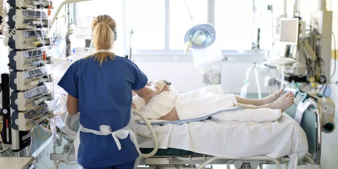 Vierte Welle des Coronavirus: In Österreich müssen verschiedene Spitäler Eingriffe verschieben. (Symbolbild) coronavirus