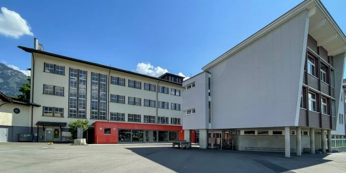 Die Schulanlage Kerns. - Kanton Obwalden Die Schulanlage Kerns. - Kanton Obwalden