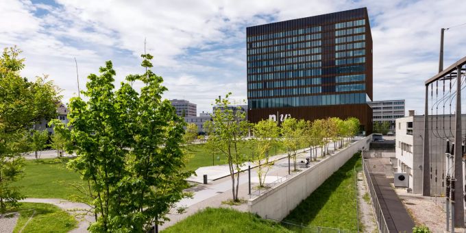 An der Fachhochschule Nordwestschweiz gilt eine Zertifikatspflicht. Fachhochschule Nordwestschweiz