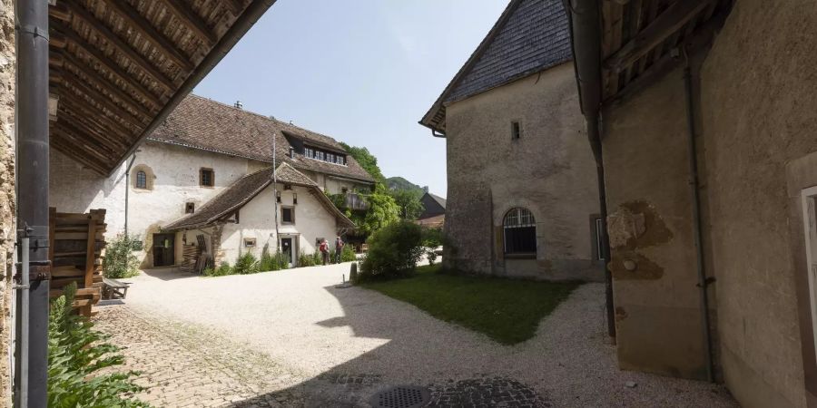 Der Innenhof des Kloster Schönthal in Langenbruck.