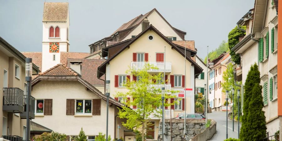 Blick in die Städtchenstrasse in Sargans im Kanton St. Gallen.
