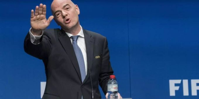 Muss mit seinen WM-Plänen gegen viele Widerstände ankämpfen: FIFA-Präsident Gianni Infantino. Foto: Ennio Leanza/KEYSTONE/dpa Muss mit seinen WM-Plänen gegen viele Widerstände ankämpfen: FIFA-Präsident Gianni Infantino. Foto: Ennio Leanza/KEYSTONE/dpa