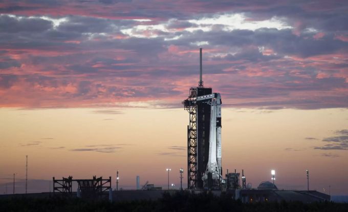 SpaxeX Falcon 9 spaceX