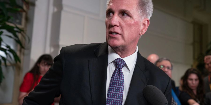 Republikaner Kevin McCarthy scheiterte an dem Versuch einen Gesetzesentwurf voranzubringen, der deutliche Einsparungen vorsah.