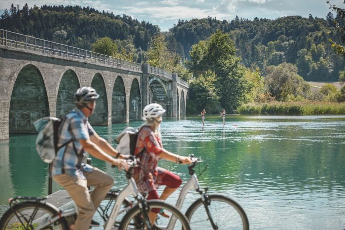 Mit dem E-Bike durch Bern radeln. Bern-E-Bike Tour