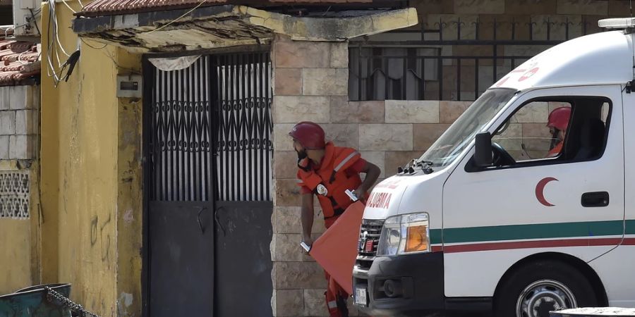 rettungskräfte Flüchtlingscamp Libanon