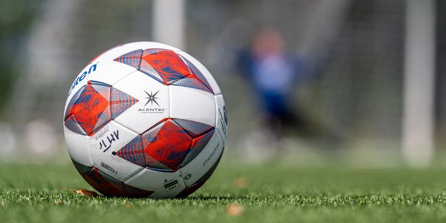 Fussball auf dem Trainingsgelände des FC Thun. - Berner Oberland