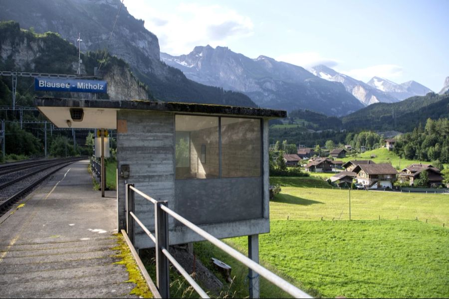 Doch auch viele Anwohner, die sich im Sicherheitsperimeter befinden, müssen ihr Zuhause verlassen.