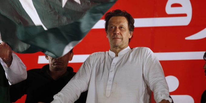 Der verschwundene Journalist wurde verschleppt, nachdem er die Festnahme von Politiker Imran Khan (Foto) kritisiert hatte. pakistan journalist