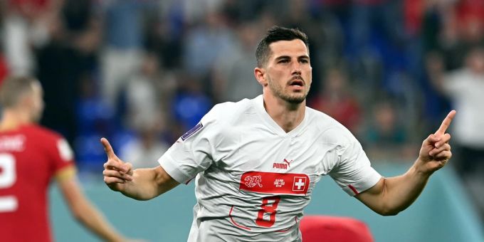 Freuler jubelt über sein Tor zum 3:2 im Spiel gegen Serbien. Remo Freuler