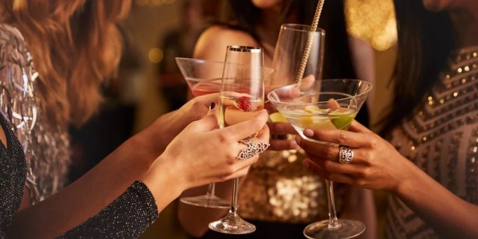 Genussmagazin - Cocktails mixen: Die besten Tipps direkt vom Barkeeper