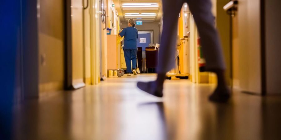 Viele Krankenhäuser sind aktuell schwer überlastet.