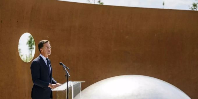Den Haag - Rutte fordert fünf Jahre nach MH17-Absturz «Gerechtigkeit für die Toten»