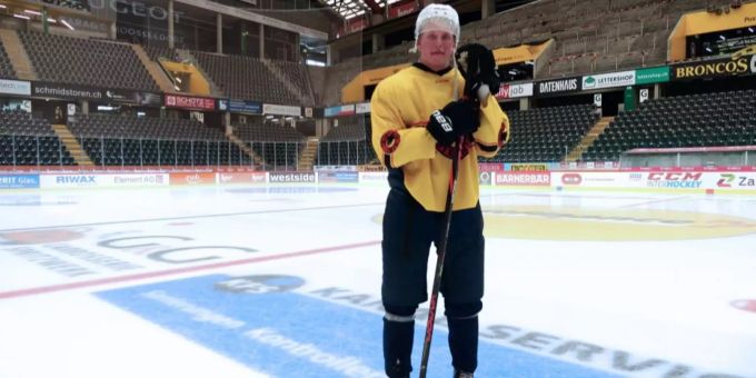 Angekommen beim SCB: Patrik Laine stand am Montag zum ersten Mal auf dem Berner Eis. SCB Patrik Laine