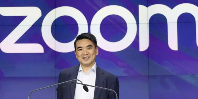 Zoom-CEO Eric Yuan gelobte nach Kritik Besserung bei Sicherheit und Datenschutz. Eine halbe Million Nutzerdaten wurden im Dark Web verkauft. Zoom dark web