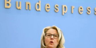 Berlin - Umweltministerin will die Digitalisierung grün machen Berlin - Umweltministerin will die Digitalisierung grün machen