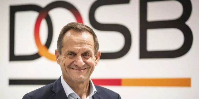Alfons Hörmann ist der Präsident des Deutschen Olympischen Sportbundes (DOSB). Foto: Frank Rumpenhorst/dpa Alfons Hörmann ist der Präsident des Deutschen Olympischen Sportbundes (DOSB). Foto: Frank Rumpenhorst/dpa