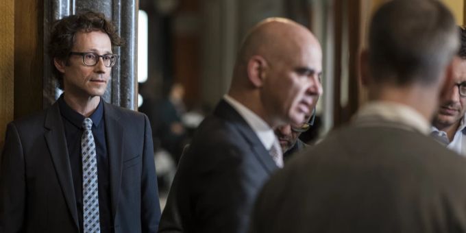 Er soll während der Pandemie vertrauliche Informationen von Peter Lauener erhalten haben. Corona-Leaks Lauener