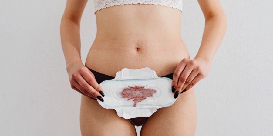 Menstruation Tabu Öffentlchkeit Blut