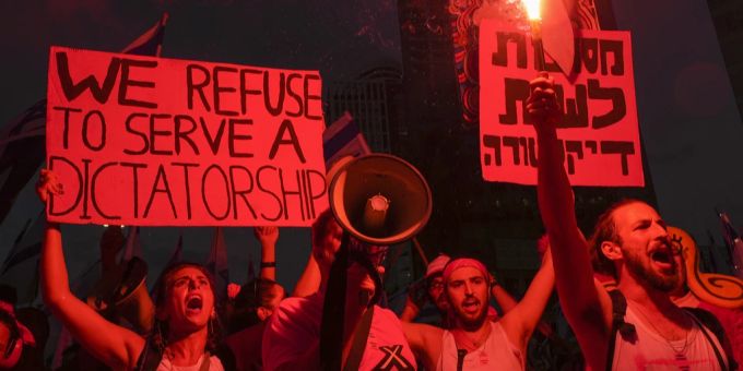 Israelis protestieren am 29. Juli 2023 in Tel Aviv gegen die Pläne der Regierung von Premierminister Benjamin Netanyahu, das Justizsystem zu reformieren. israel