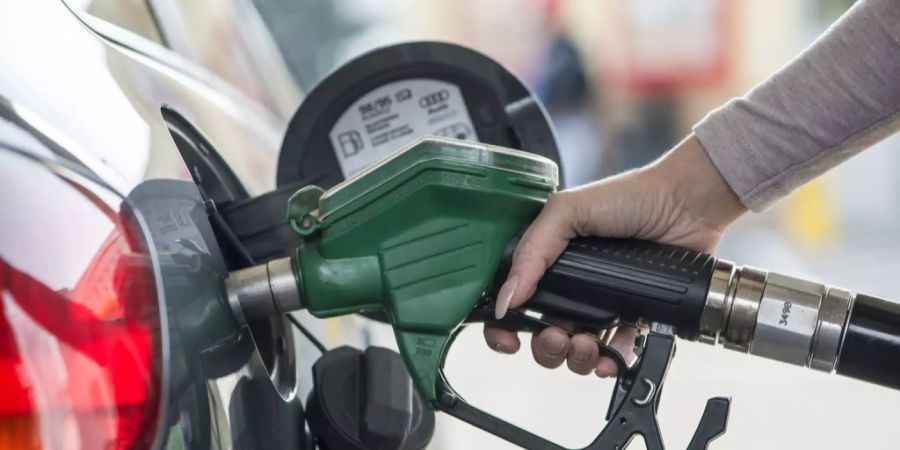 Tankstelle Benzin