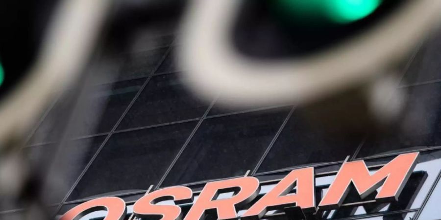 Die neue Offerte ist mit 41 Euro pro Osram-Aktie genauso hoch wie die alte, doch haben die Österreicher ihre selbstgesetzte Hürde für die Übernahme gesenkt. Foto: Matthias Balk/dpa