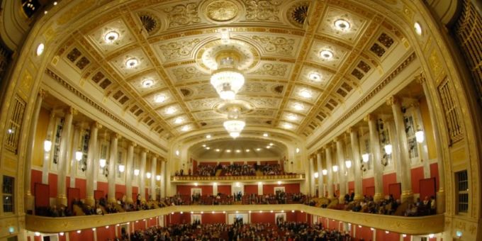 Teodor Currentzis wird in dieser Saison im Wiener Konzerthaus in fünf Konzerten anzutreffen sein. Teoder Currentzis