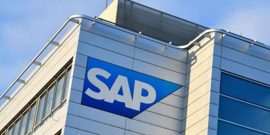 Unter die wertvollsten 100 Firmen schaffen es der Studie zufolge nur der Softwarekonzern SAP auf Platz 51 mit einem Börsenwert von 160 Milliarden Dollar. Foto: Uwe Anspach/dpa