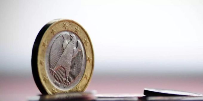 Zum Jahresende dämpften vor allem etwas günstigere Energie- und Kraftstoffpreise die Inflation, während sich etwa Nahrungsmittel und Mieten spürbar verteuerten. Foto: Nicolas Armer/dpa Zum Jahresende dämpften vor allem etwas günstigere Energie- und Kraftstoffpreise die Inflation, während sich etwa Nahrungsmittel und Mieten spürbar verteuerten. Foto: Nicolas Armer/dpa