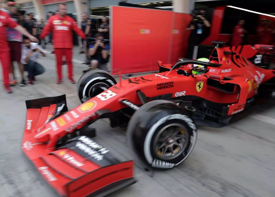 Mick Schumacher beim Formel-1-Test für Ferrari in Bahrain.