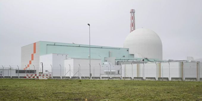 Leibstadt AG - AKW Leibstadt geht nach Jahresrevision wieder in Betrieb
