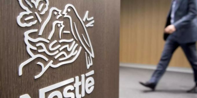 Das Nestle-Logo. Nestlé schnitt gut ab.