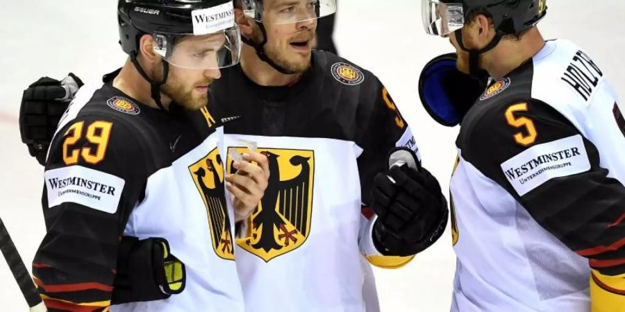 Leon Draisaitl (l) war der Matchwinner für das DEB-Team. Foto: Monika Skolimowska