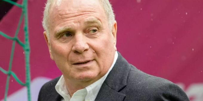 Uli Hoeness ist der Präsident des FC Bayern München. Foto: Matthias Balk Uli Hoeness ist der Präsident des FC Bayern München. Foto: Matthias Balk
