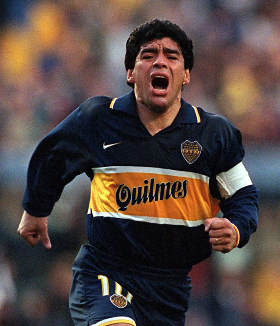 Der Argentinier im Boca-Trikot im Jahr 1997.