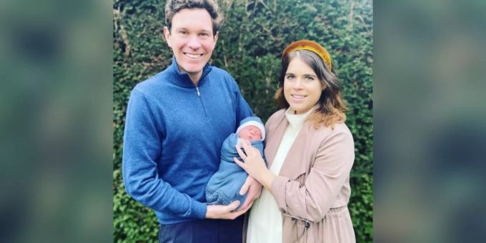 Erstes Foto - Prinzessin Eugenie (30) und Mann zeigen Royal-Baby August