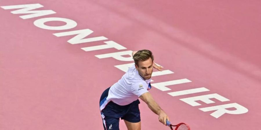 Peter Gojowczyk musste sich im Halbfinale von Montpellier dem Spanier Roberto Bautista Agut mit 5:7 und 1:6 geschlagen geben. Foto: Pascal Guyot/AFP/dpa