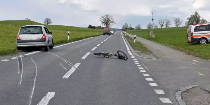 Der Unfall ereignete sich auf der Kantonsstrasse in Richtung Nottwil. Unfall Buttisholz