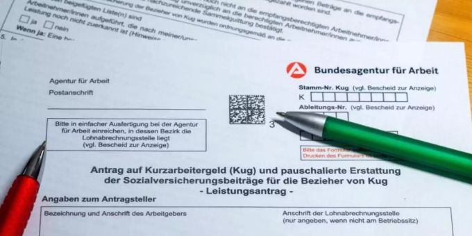 Mehr als die Hälfte der Überstunden, die die Beschäftigten 2020 in Deutschland geleistet haben, waren unbezahlt. Foto: Jens Büttner/dpa-Zentralbild/dpa/Illustration Mehr als die Hälfte der Überstunden, die die Beschäftigten 2020 in Deutschland geleistet haben, waren unbezahlt. Foto: Jens Büttner/dpa-Zentralbild/dpa/Illustration