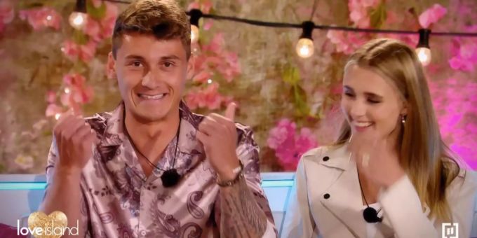 «Love Island»: Fynn freut sich über seine Wahl. Love Island