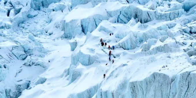 Eine Expedition am Mount Everest. Expedition Mount Everest