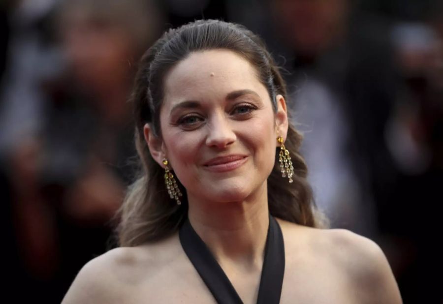 Schauspielerin Marion Cotillard posiert für Fotografen bei der Ankunft zur Premiere des Films «La Belle Epoque» bei den 72. internationalen Filmfestspielen in Cannes.