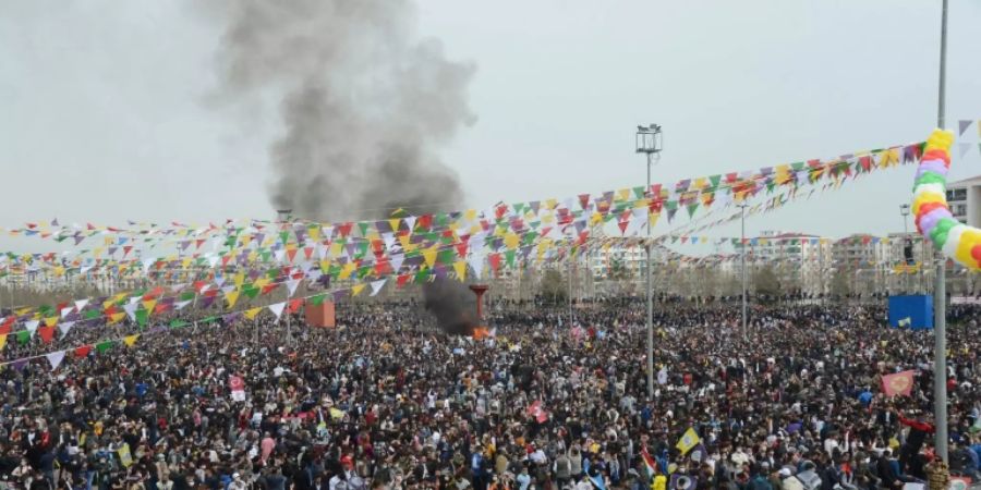 HDP-Anhänger bei Neujahrsfest in Diyarbakir