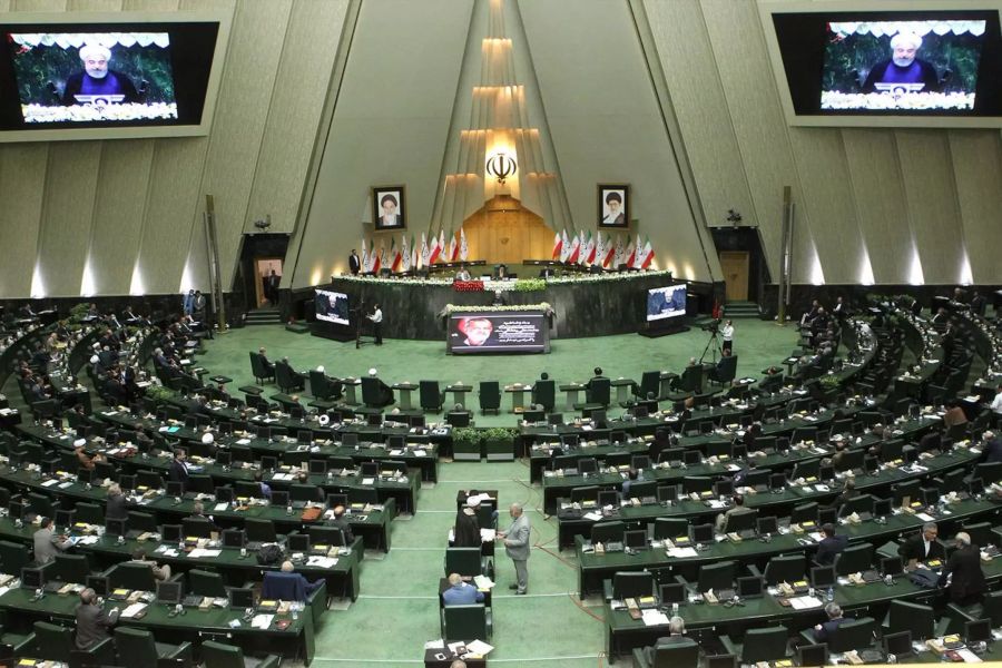 Einweihung des neuen Parlaments im Iran