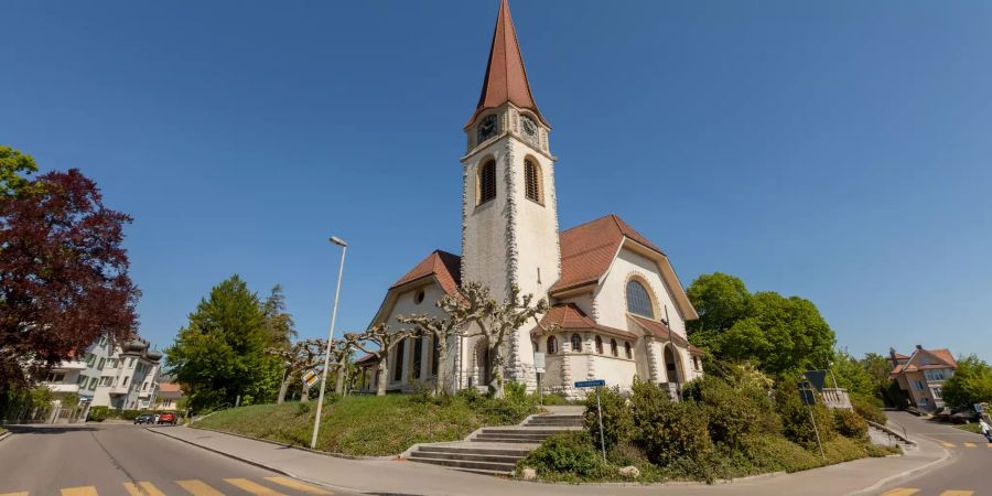 Die reformierte Kirche in Wallisellen.