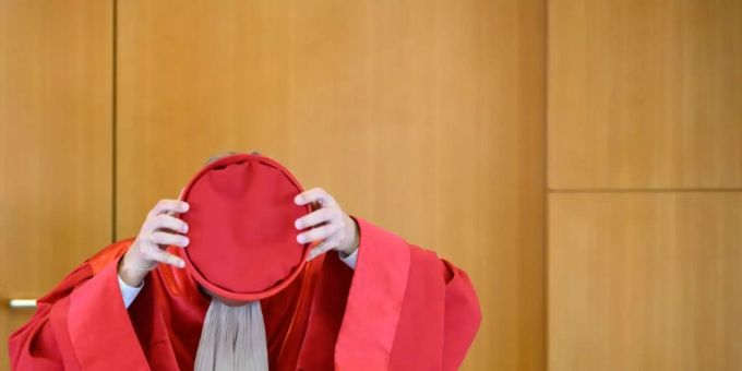 Verfassungsgericht kippt Regelungen zu BND-Abhörpraxis Verfassungsgericht kippt Regelungen zu BND-Abhörpraxis