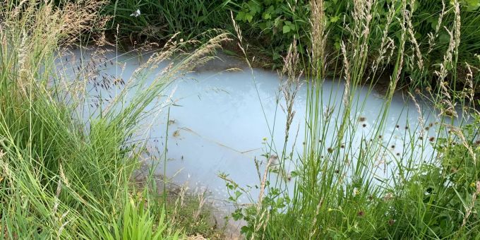 Beringen SH: Verschmutzung Mülibach Beringen. Beringen Verschmutzung Mülibach