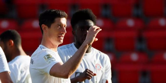 Bayern-Stürmer Robert Lewandowski traf gegen Union Berlin per Elfmeter. Foto: Hannibal Hanschke/Reuters-Pool/dpa Bayern-Stürmer Robert Lewandowski traf gegen Union Berlin per Elfmeter. Foto: Hannibal Hanschke/Reuters-Pool/dpa